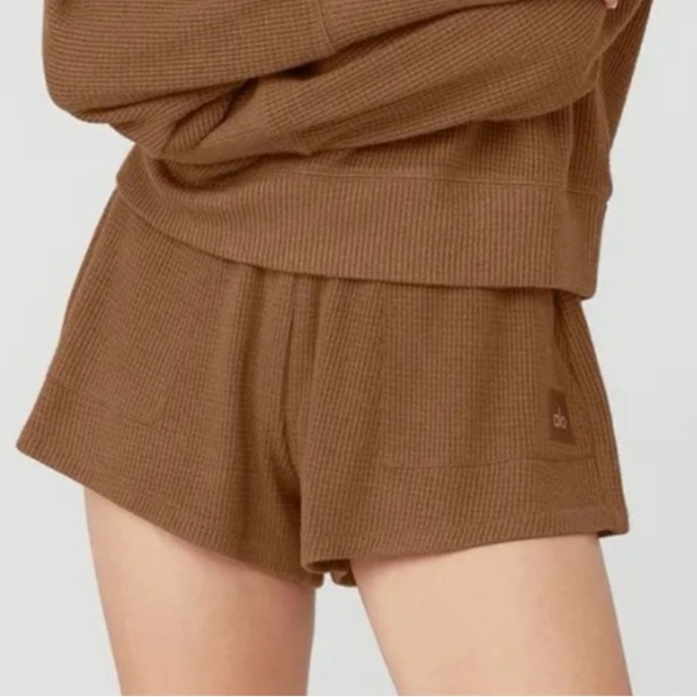 ALO Yoga Women's Athletic Shorts in Brown Waffle Knit
